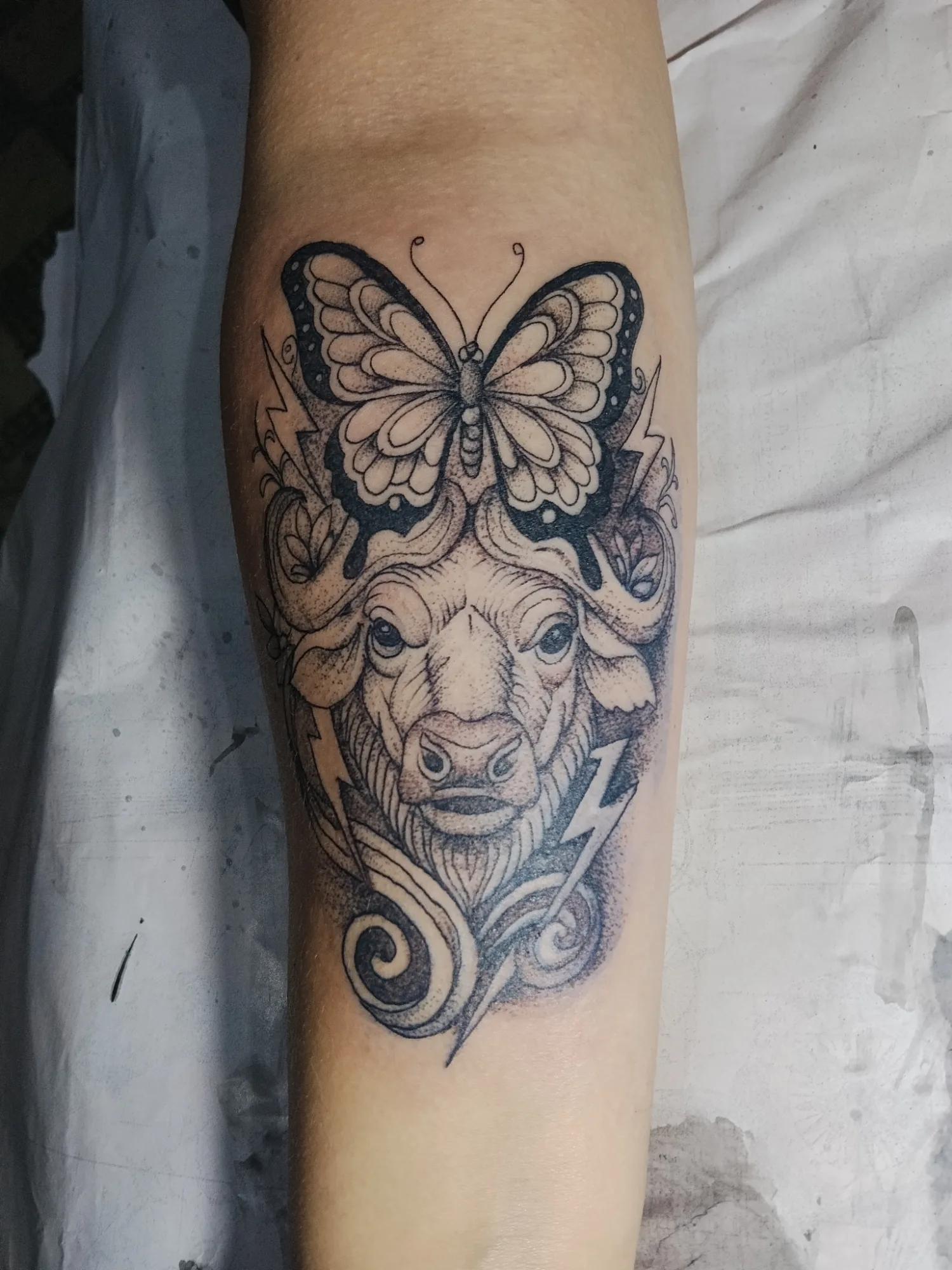 Tatuagem blackwork feita por Mutanth Tattoo (3)