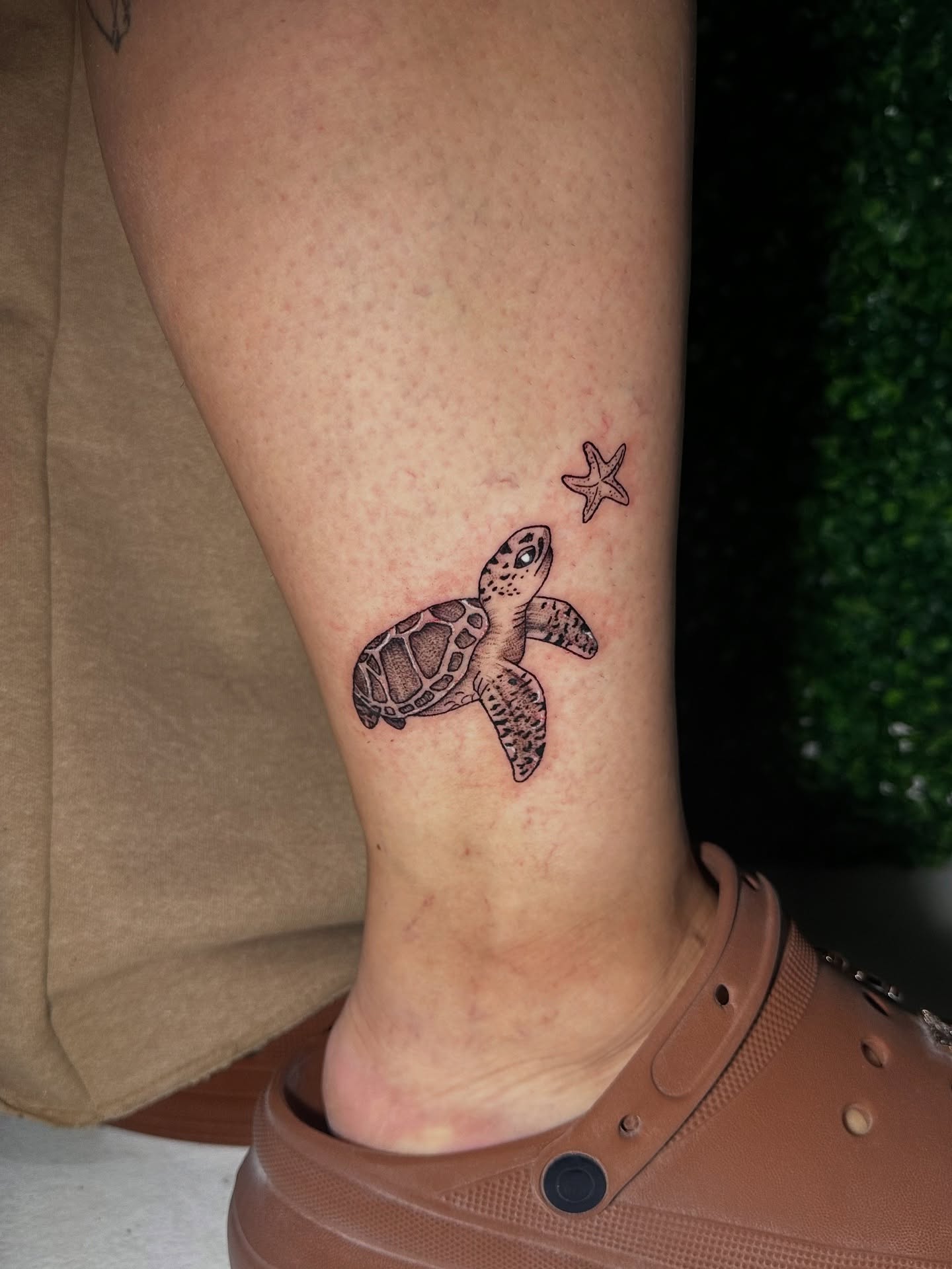 Tatuagem fineline feita por Ingrid Azevedo Tattoo (10)